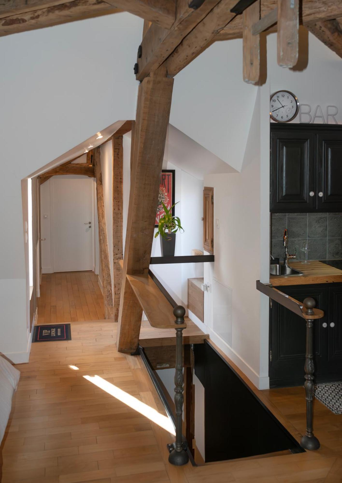 Loft Dans Le Clocher Face Au Chateau Bonnelles 외부 사진