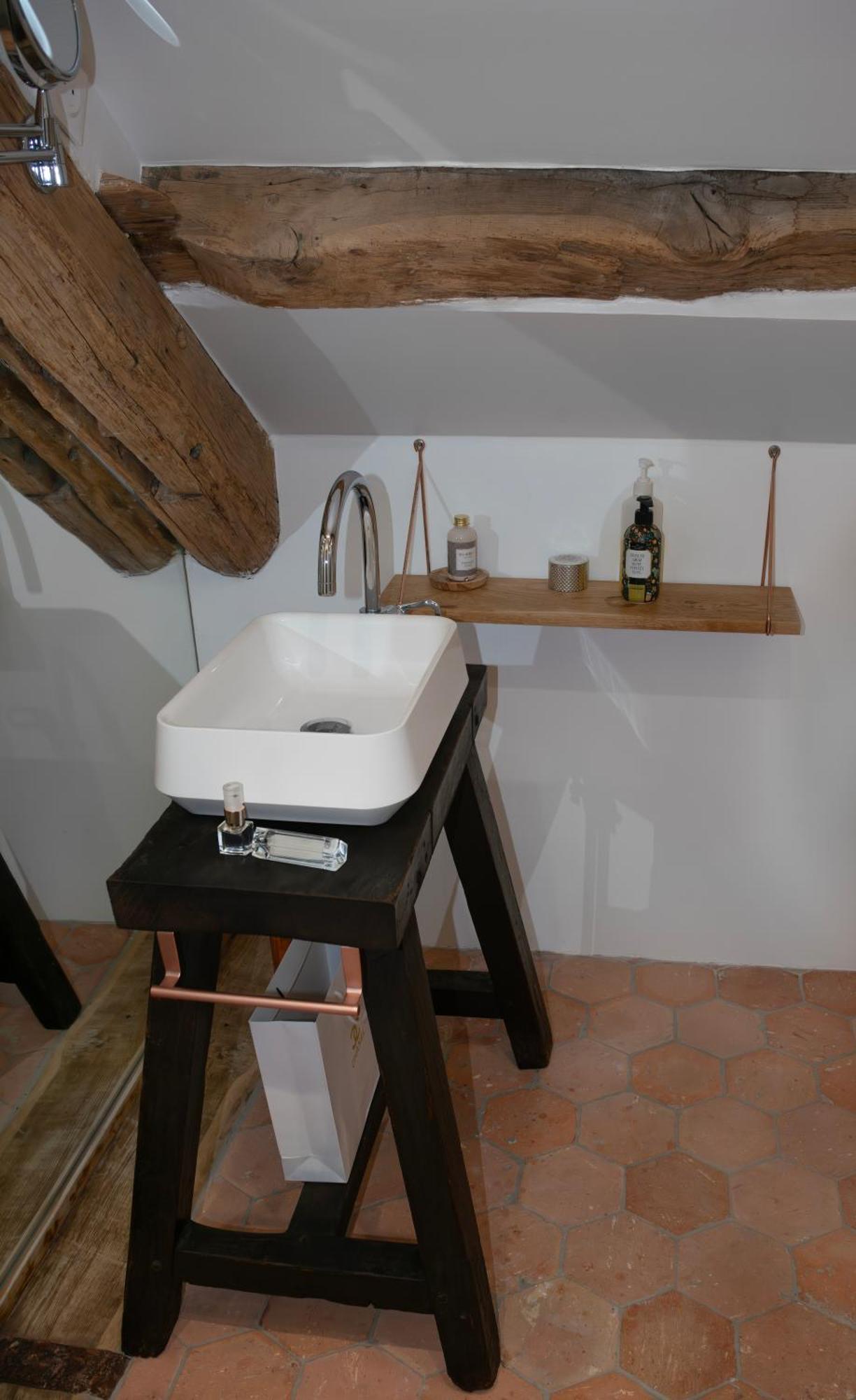 Loft Dans Le Clocher Face Au Chateau Bonnelles 외부 사진